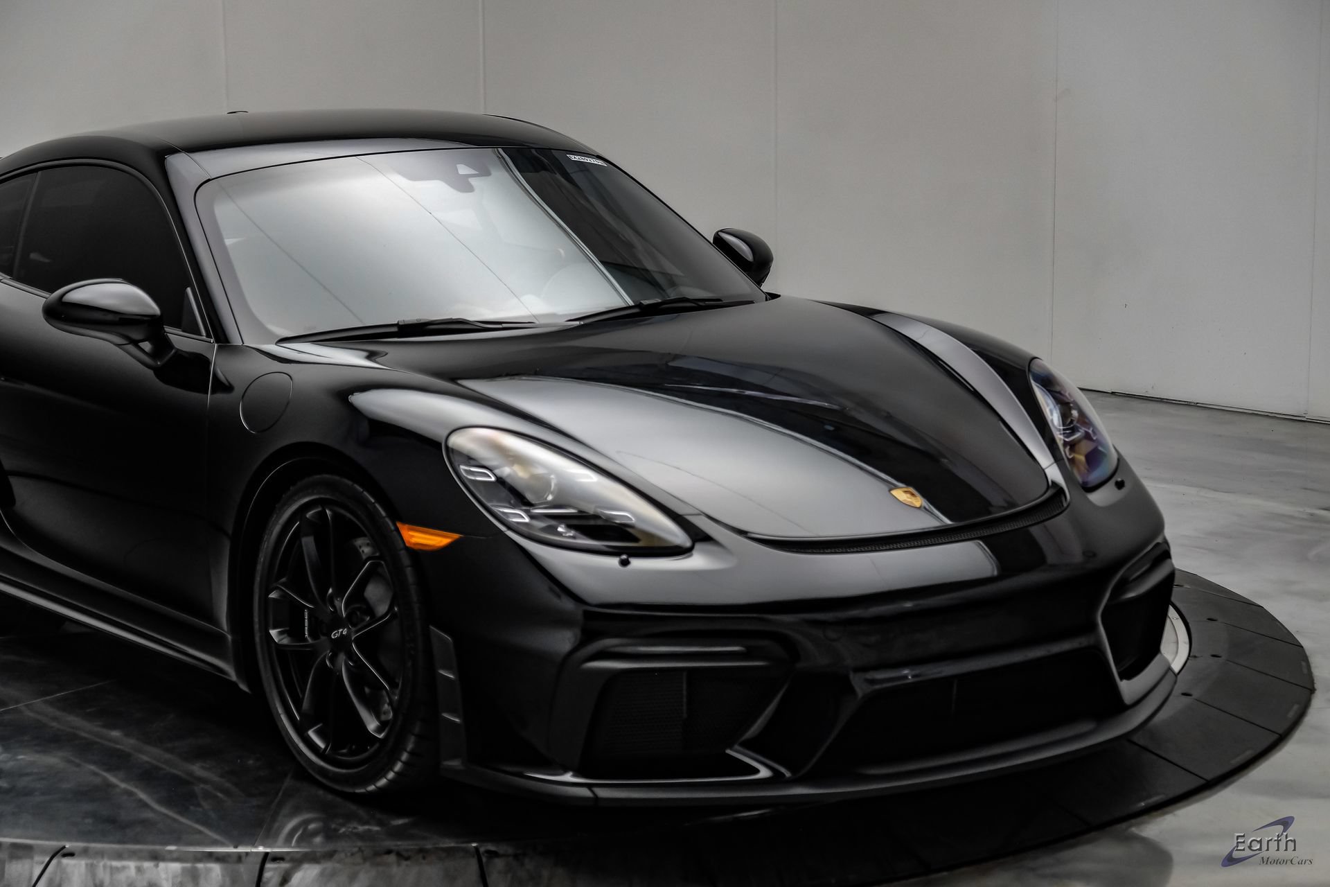Used 2021 Porsche 718 Cayman GT4 RWD image 30