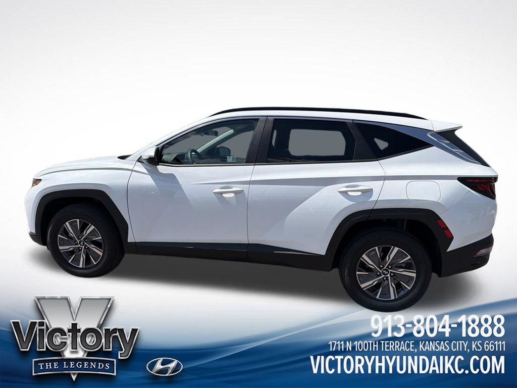 Used 2024 Hyundai Tucson Blue AWD/4WD image 2