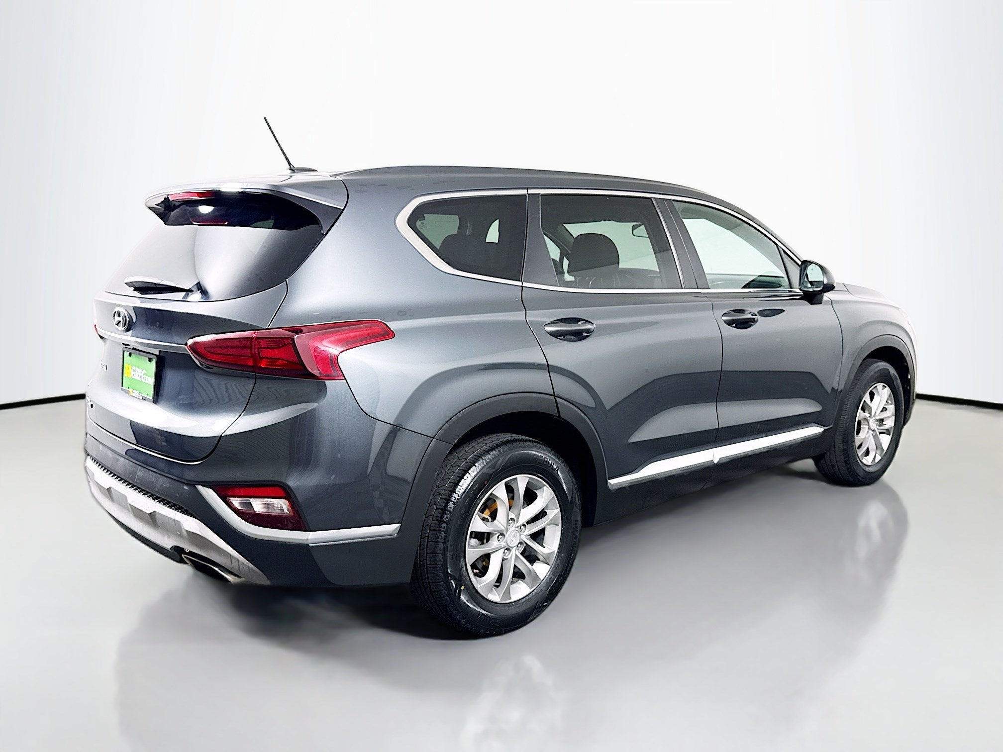Used 2020 Hyundai Santa Fe SE FWD image 10