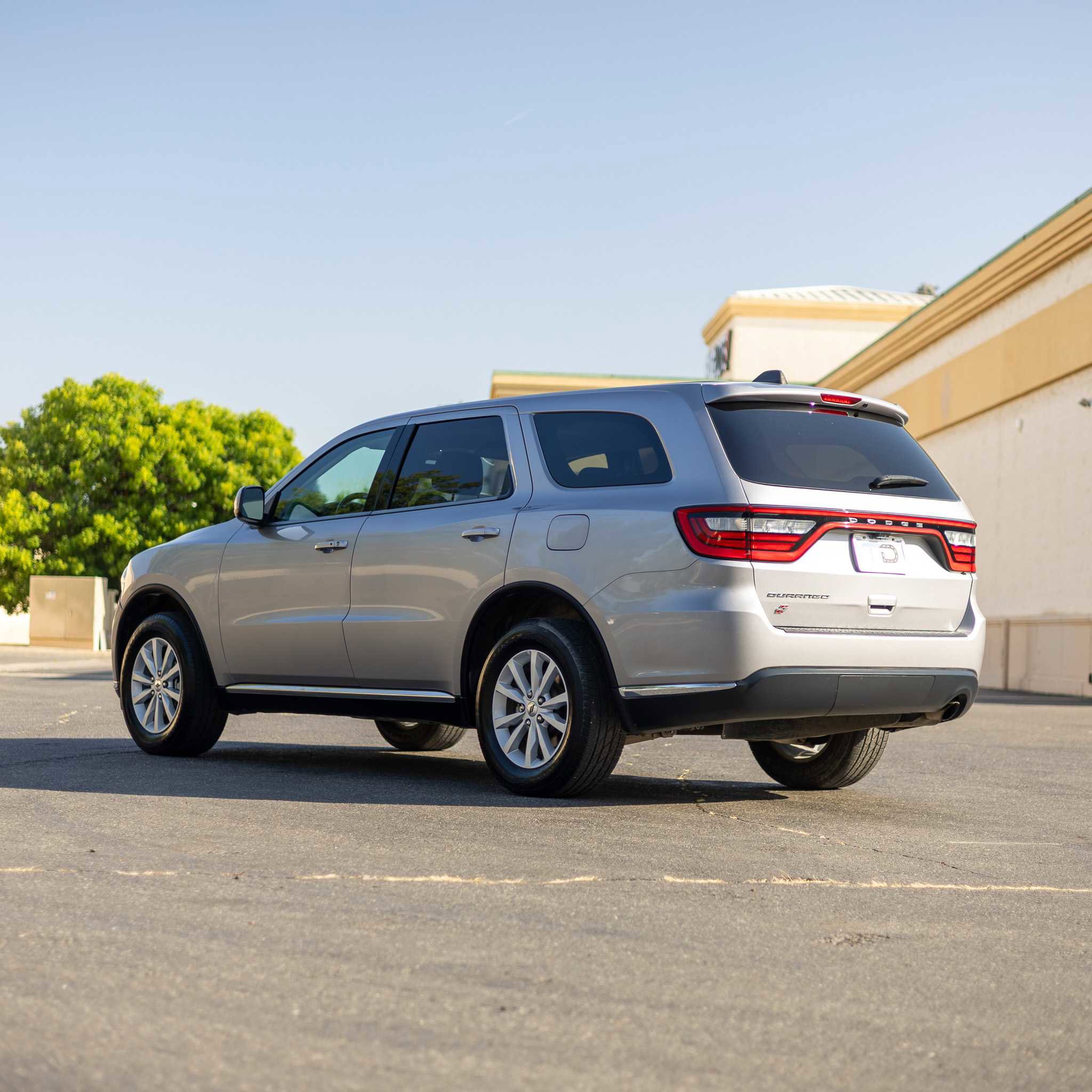 Used 2020 Dodge Durango SXT w/ 3rd Row Seating Group image 5