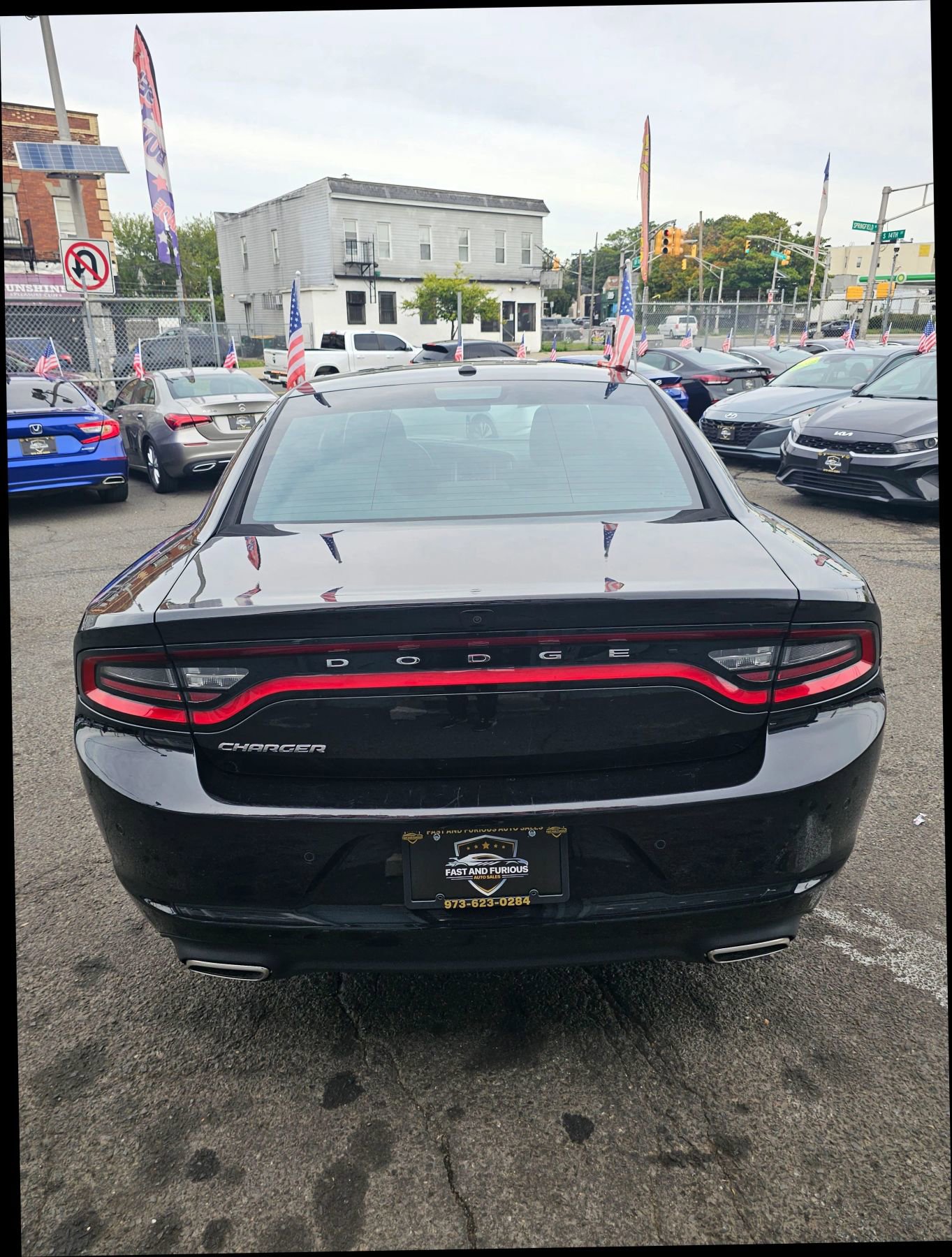 Used 2022 Dodge Charger SXT image 6