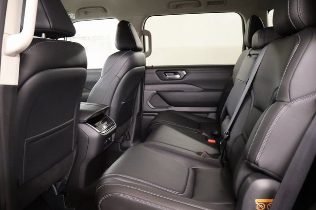 New 2026 Nissan Armada SV image 25