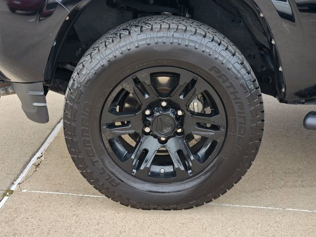 Used 2020 Toyota Tacoma SR w/ SR Convenience Package RWD image 17