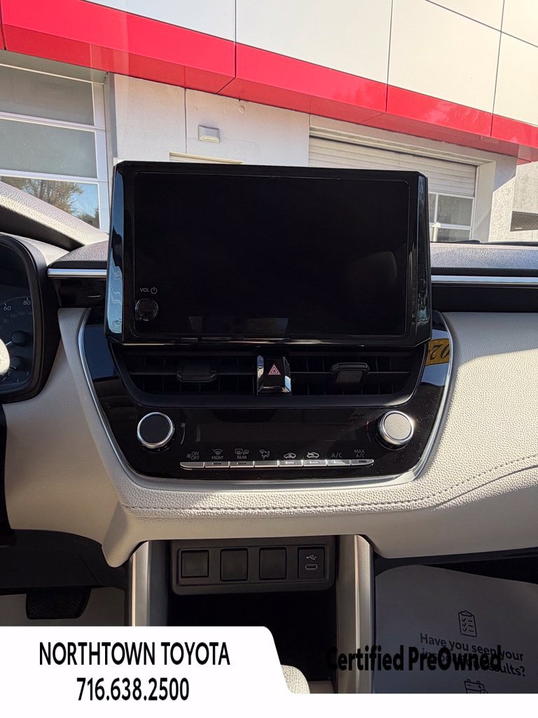 Used 2024 Toyota Corolla Cross L AWD/4WD image 22