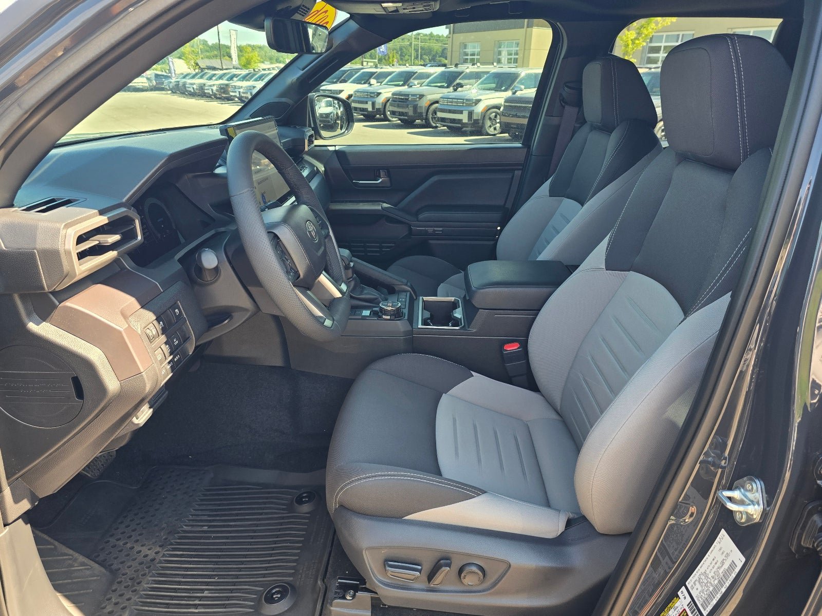 Used 2026 Toyota Tacoma TRD Off-Road w/ TRD Off Road Upgrade Package AWD/4WD image 14