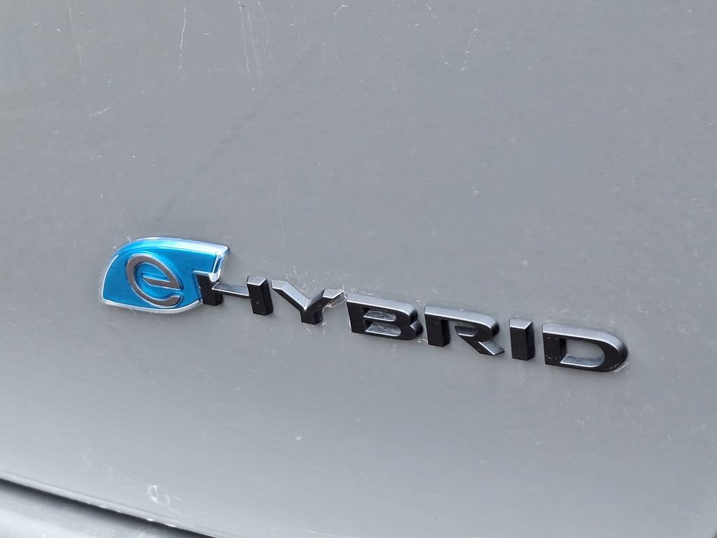 Used 2022 Chrysler Pacifica Touring-L w/ S Appearance Package FWD image 34