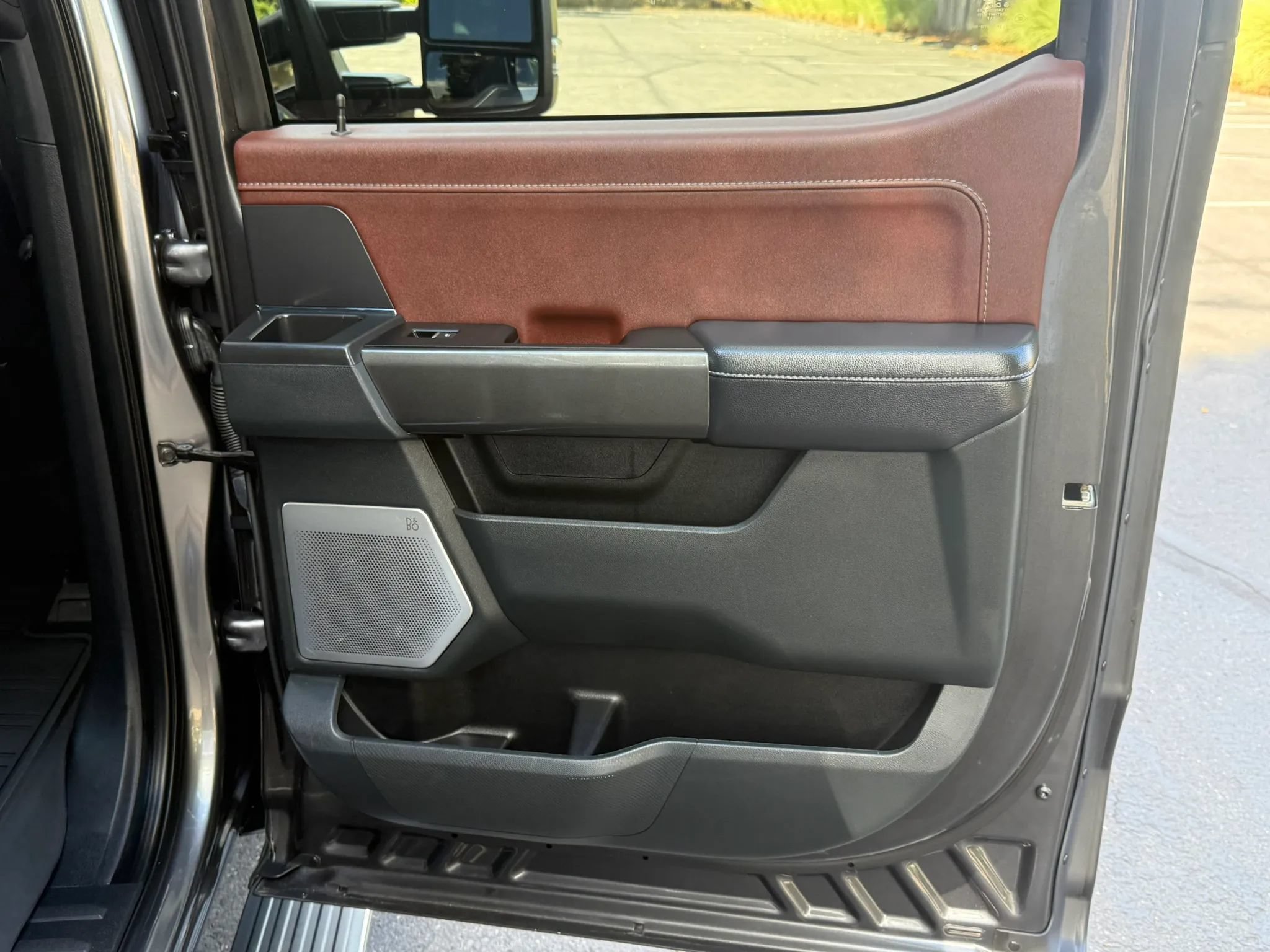 Used 2021 Ford F150 Lariat w/ Equipment Group 502A High AWD/4WD image 35