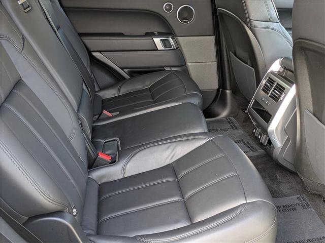 Used 2020 Land Rover Range Rover Sport SE image 21