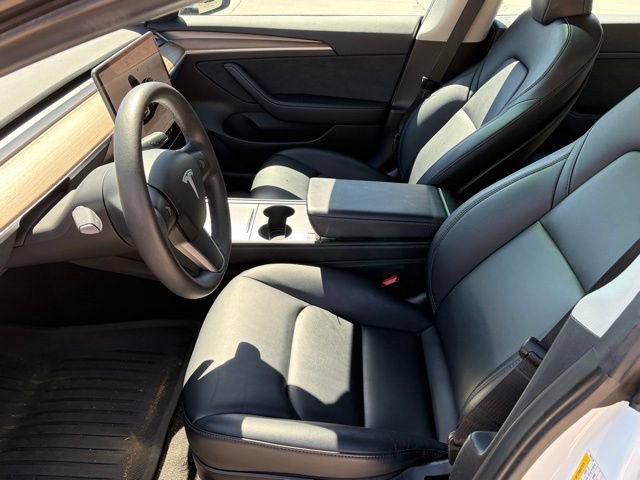 Used 2023 Tesla Model 3 Standard Range image 8