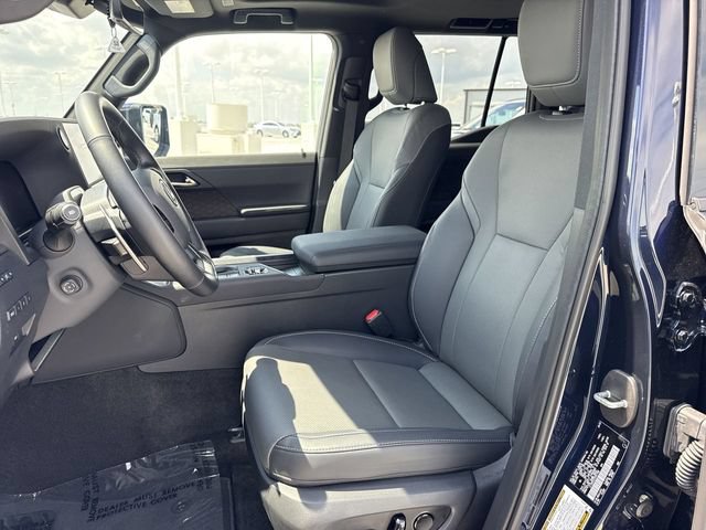 Certified 2025 Lexus GX 550 w/ Cold Area Package AWD/4WD image 11