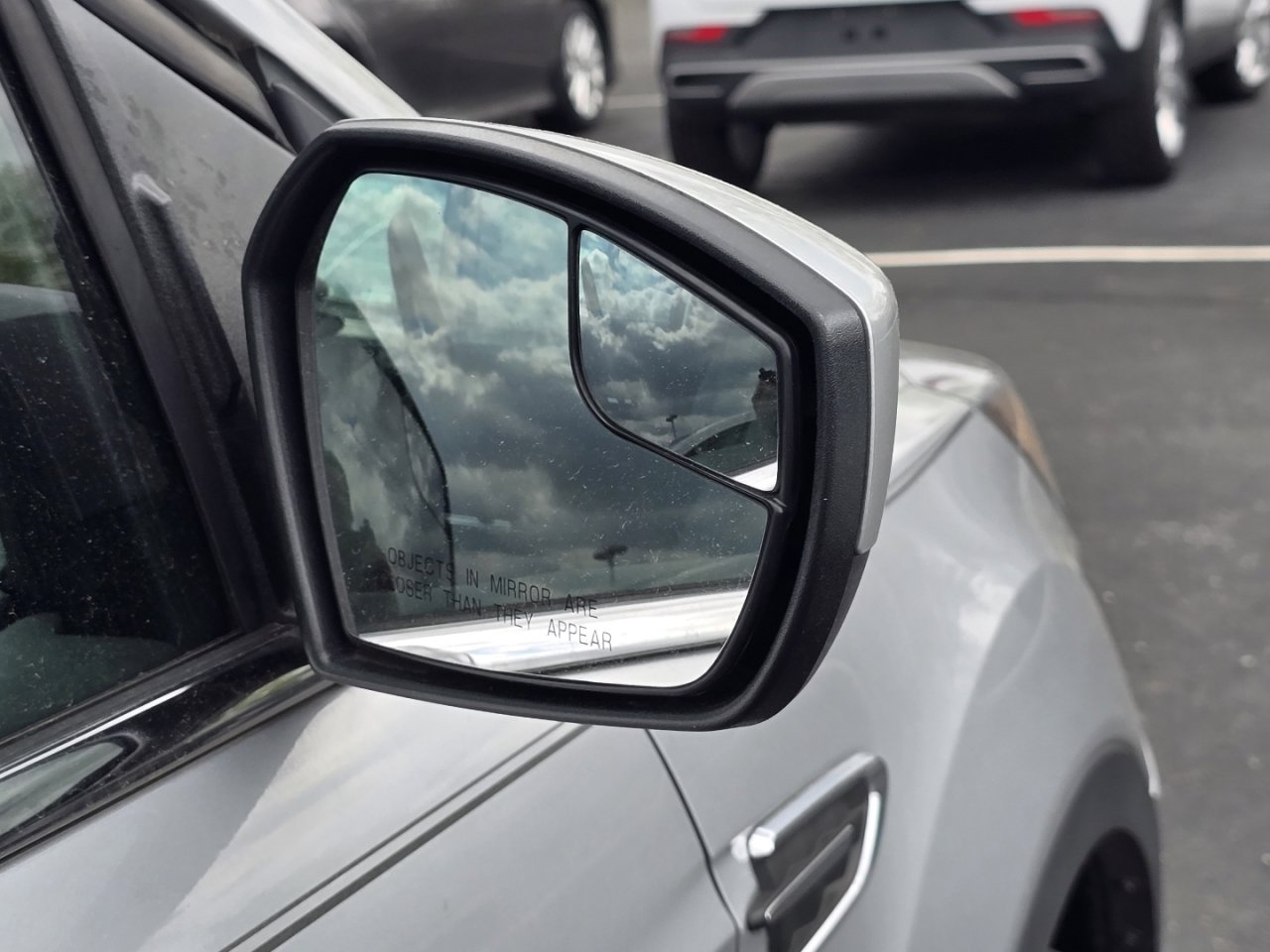 Used 2019 Ford Escape SE image 21