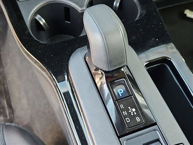 Used 2023 Toyota Prius LE FWD image 14