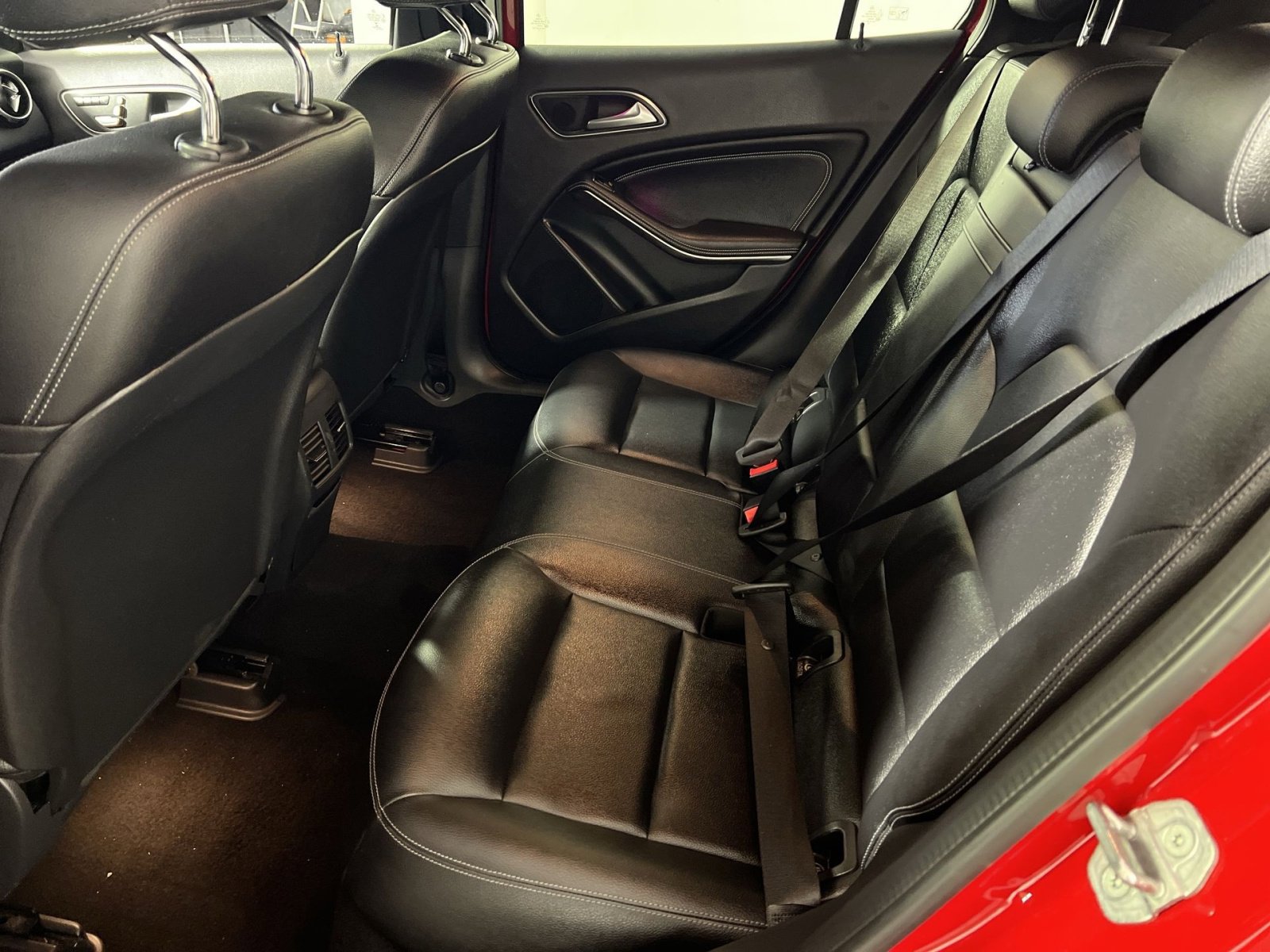 Used 2019 Mercedes-Benz GLA 250 4MATIC image 25