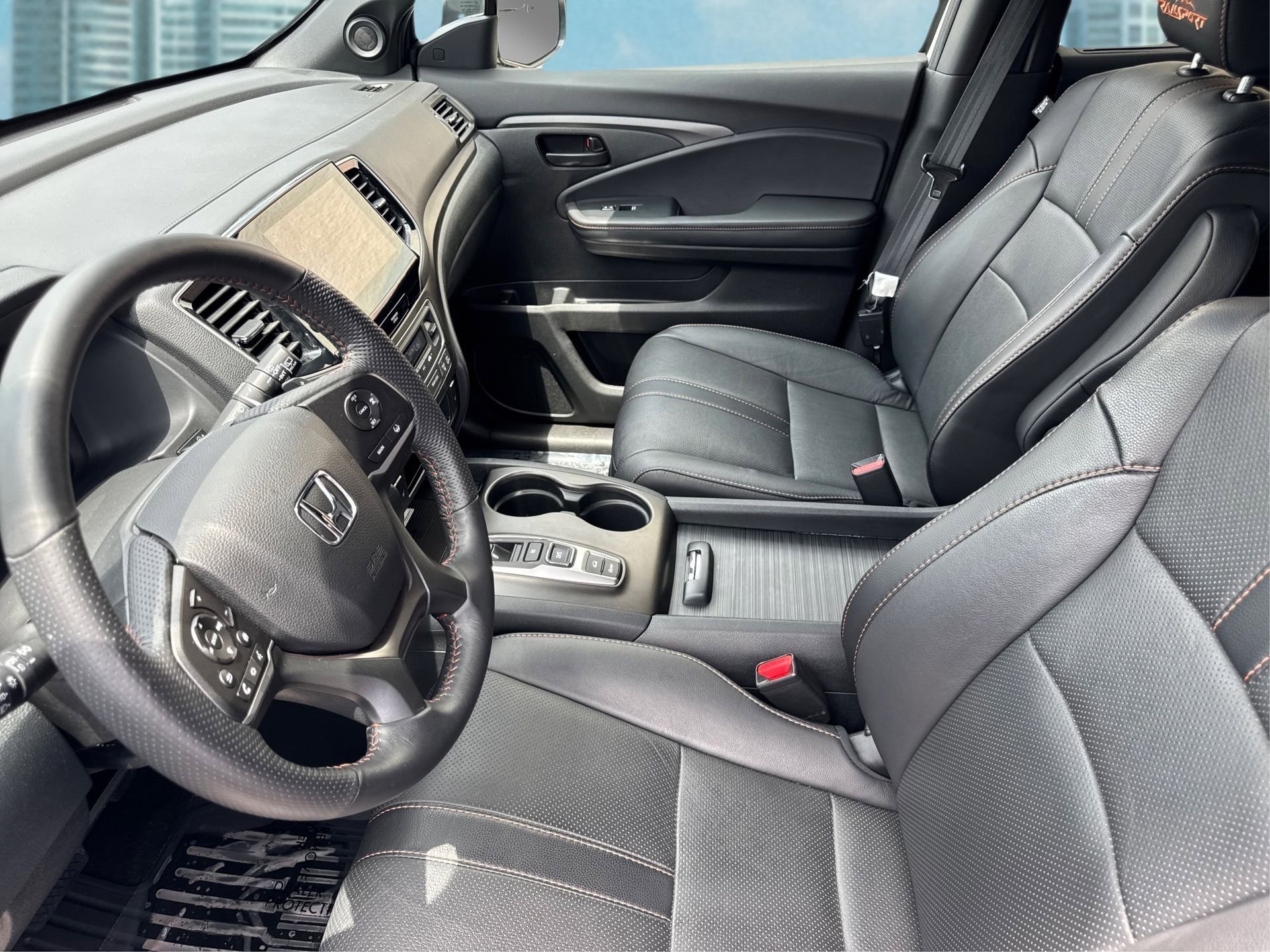 Used 2022 Honda Pilot TrailSport image 9