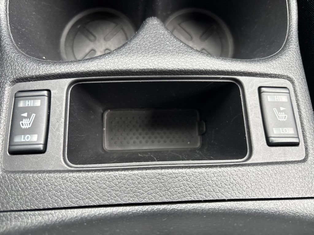 Used 2020 Nissan Rogue SV AWD/4WD image 29