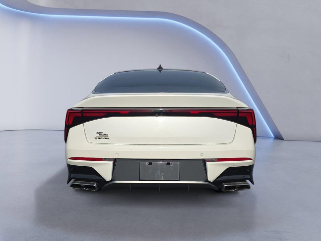 Used 2025 Kia K5 GT image 4