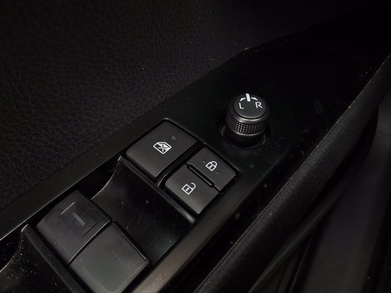 Used 2026 Toyota Camry LE FWD image 23