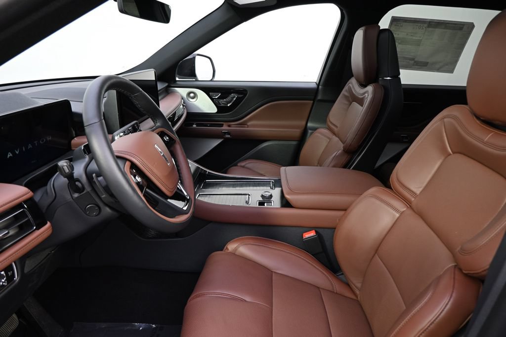 New 2026 Lincoln Aviator Reserve AWD/4WD image 13