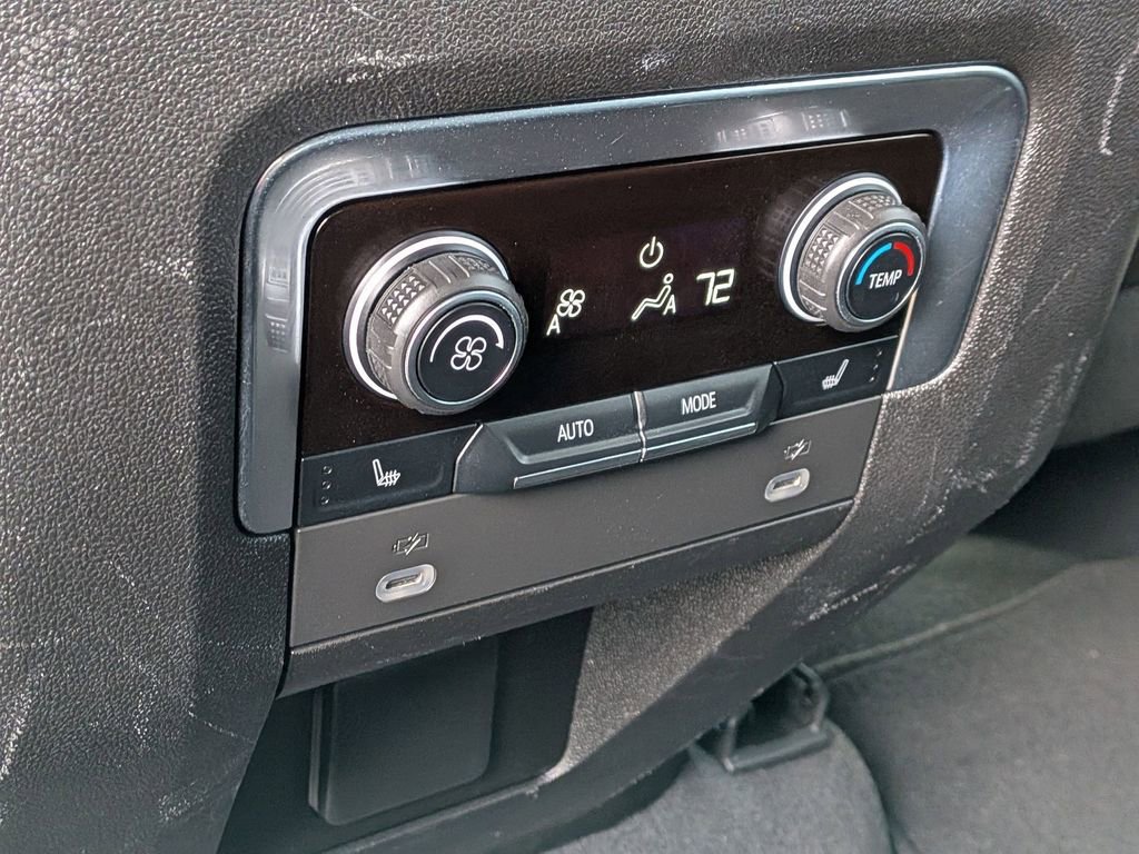 Used 2022 Chevrolet Tahoe RST w/ Sport Performance Package image 19