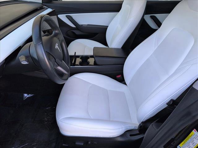 Used 2019 Tesla Model 3 Standard Range Plus image 17