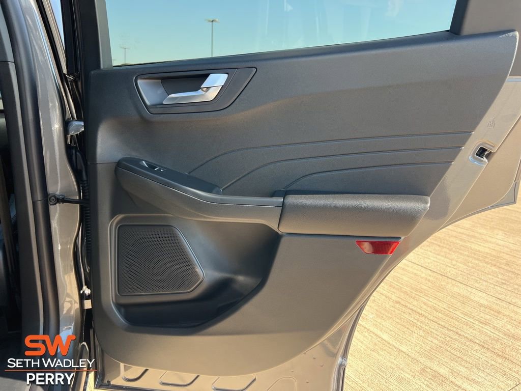 New 2026 Ford Escape ST-Line w/ Tech Pack #1 image 11