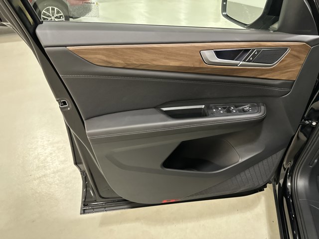 New 2026 Volkswagen Atlas SE image 17