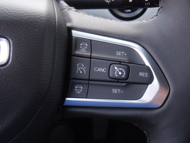 New 2026 Jeep Compass Limited image 30