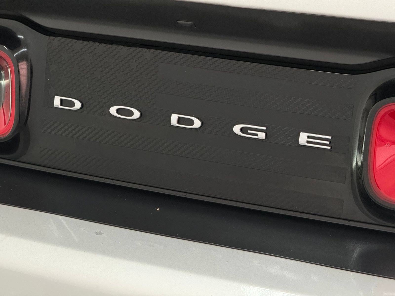 Used 2023 Dodge Challenger SXT RWD image 25
