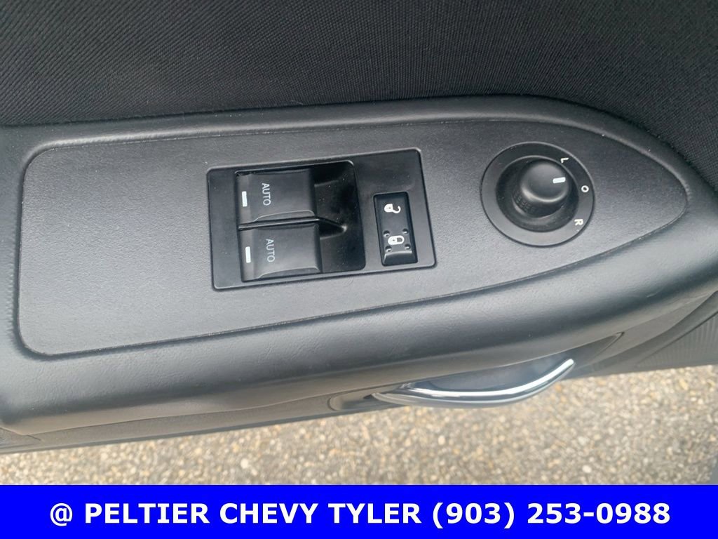 Used 2013 Dodge Challenger R/T w/ Electronics Convenience Group RWD image 16