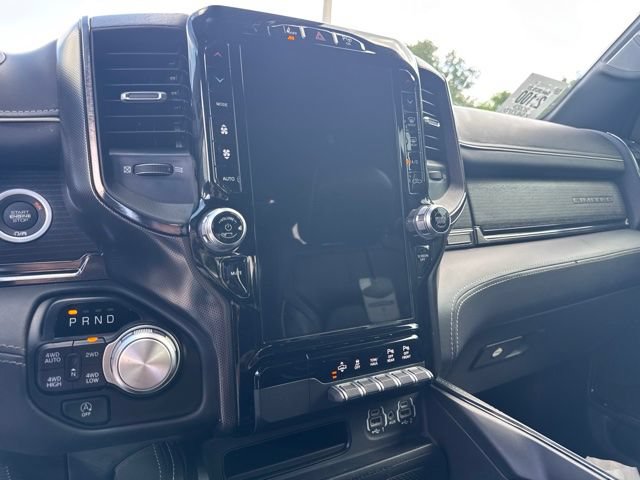 Used 2023 RAM 1500 Limited AWD/4WD image 10