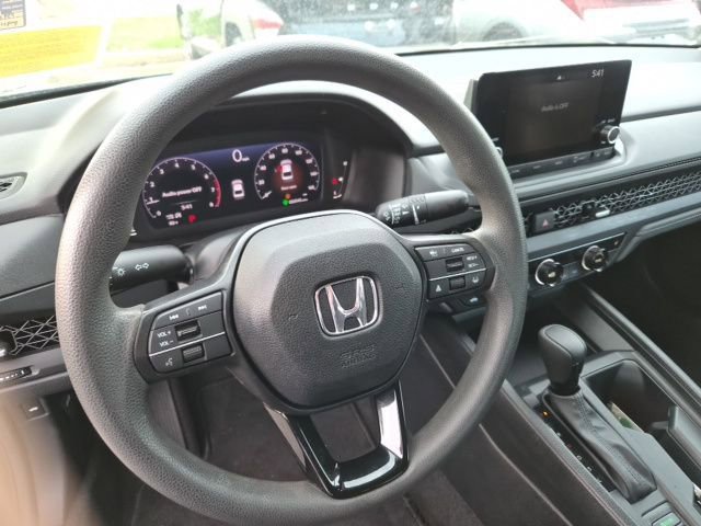 Used 2023 Honda Accord EX image 17
