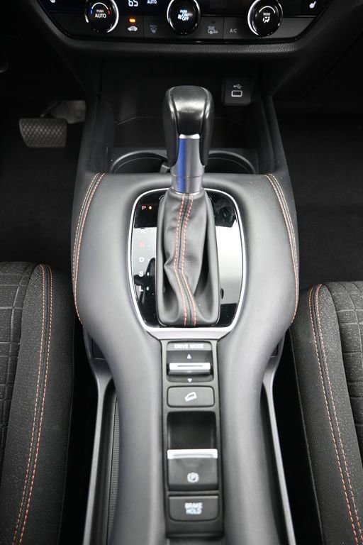 Used 2024 Honda HR-V Sport image 17