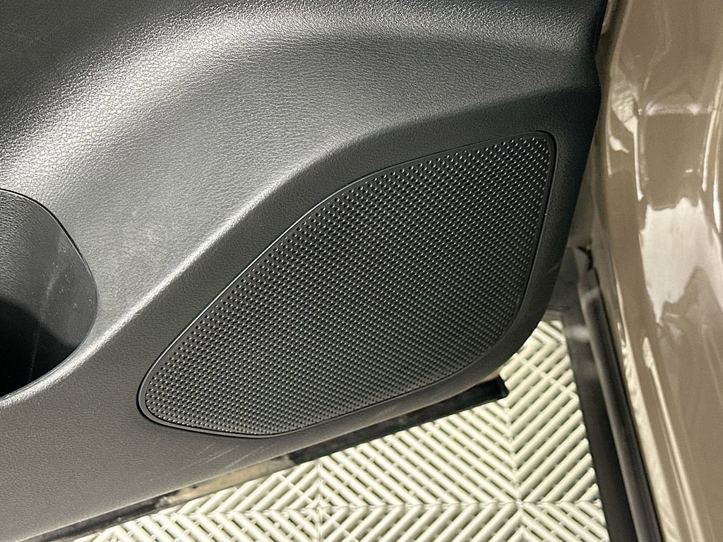 Certified 2024 Nissan Rogue Platinum image 28