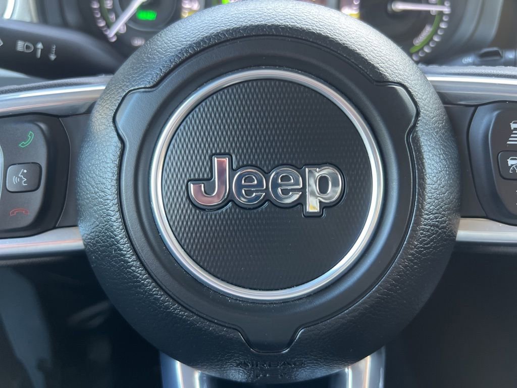 Used 2025 Jeep Wrangler Unlimited Sahara AWD/4WD image 52