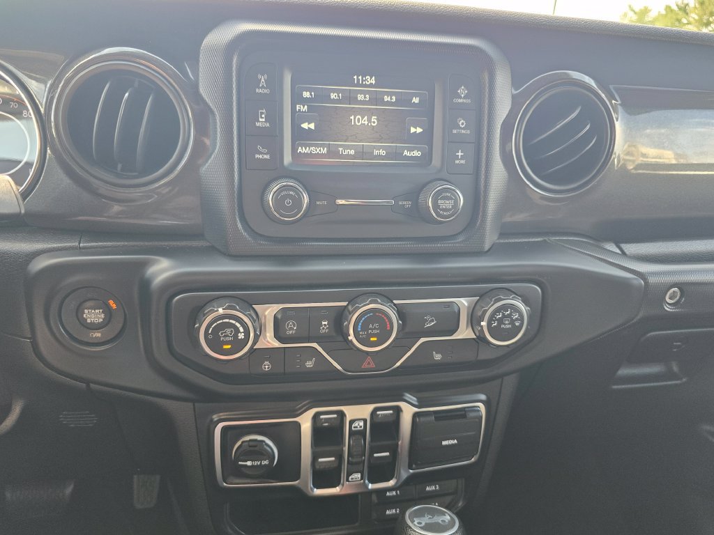 Used 2019 Jeep Wrangler Unlimited Sport AWD/4WD image 22