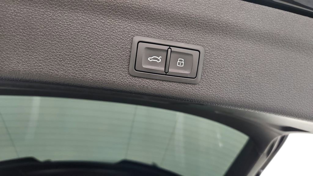 Used 2021 Audi RS 6 AWD/4WD image 31