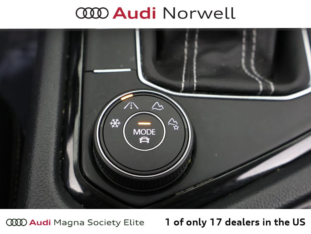 Used 2023 Volkswagen Taos SE AWD/4WD image 4