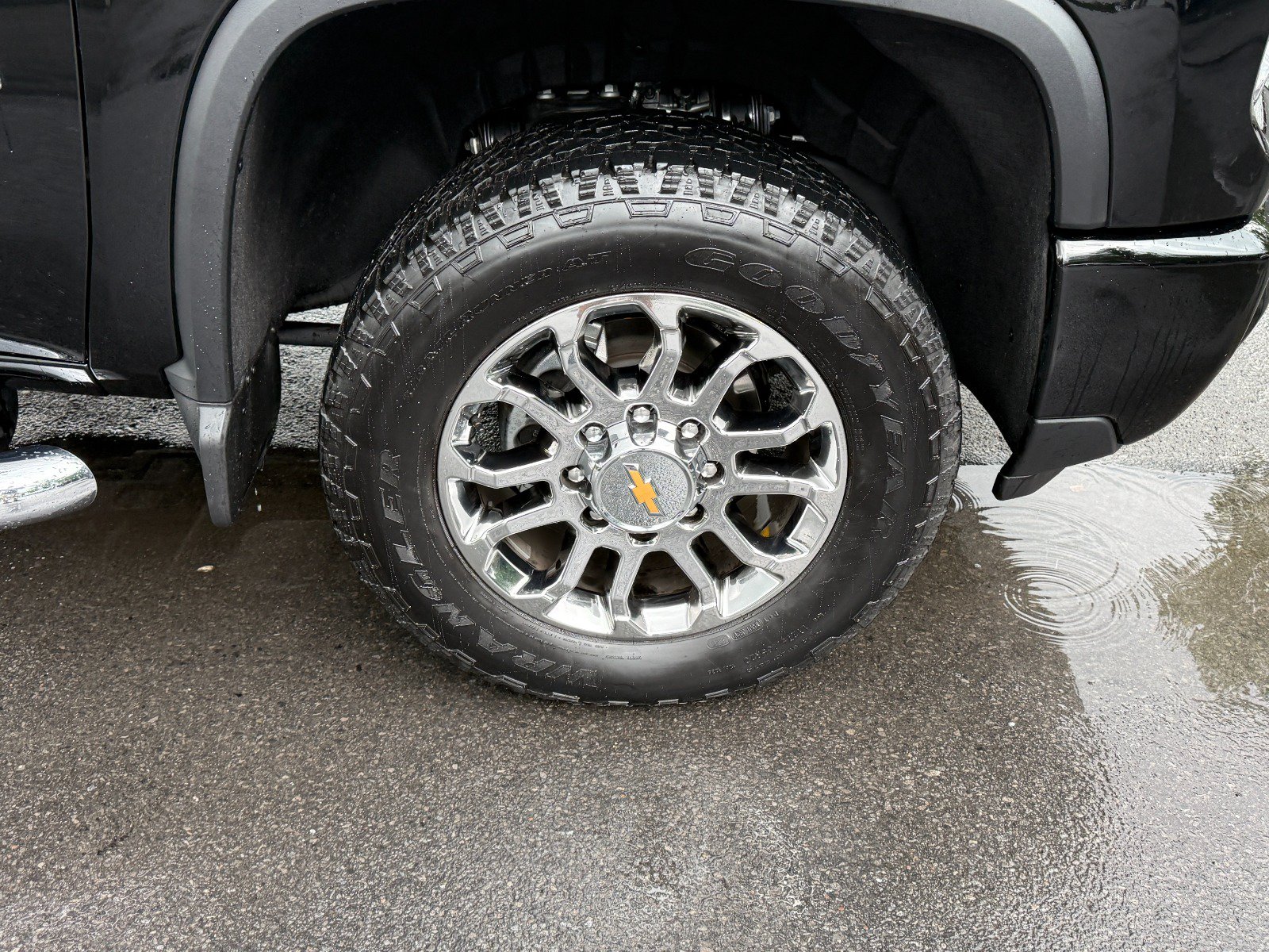 Used 2026 Chevrolet Silverado 2500 LT w/ Z71 Chrome Sport Edition AWD/4WD image 12