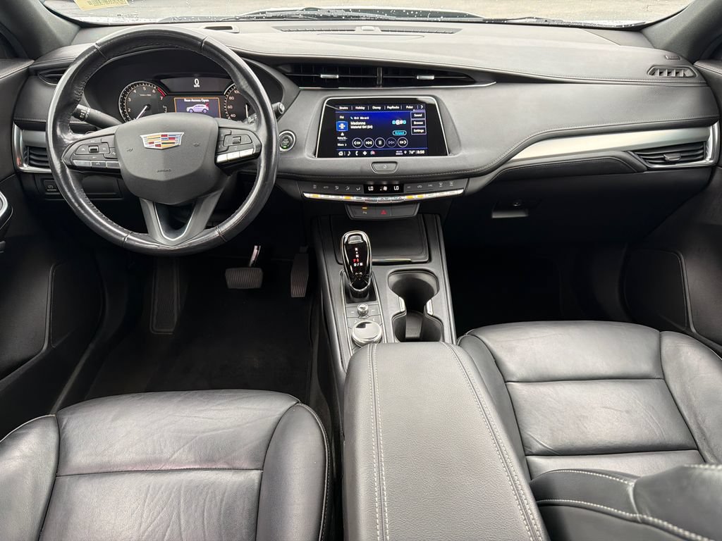 Used 2022 Cadillac XT4 Premium Luxury w/ Safety Alert Package FWD image 23