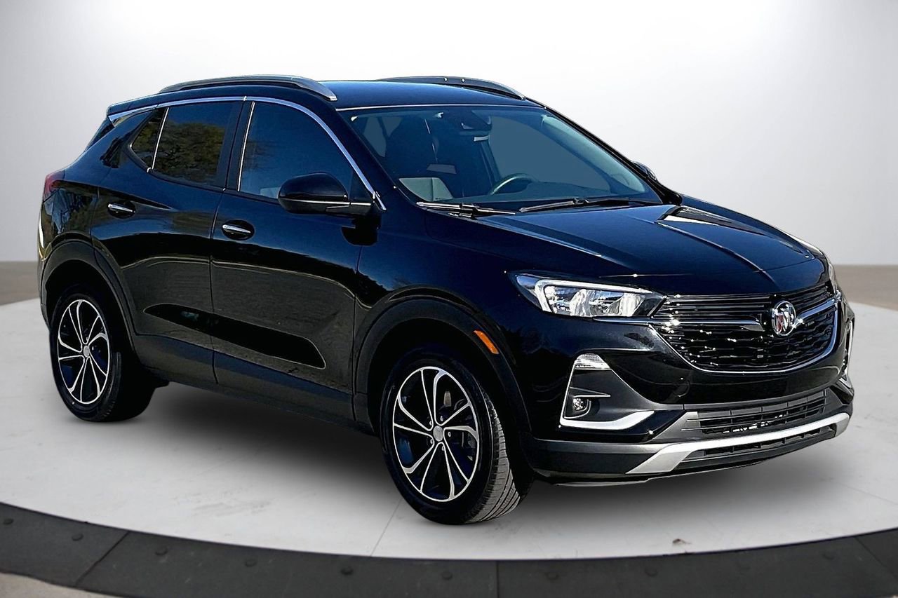 Used 2023 Buick Encore GX Select image 2