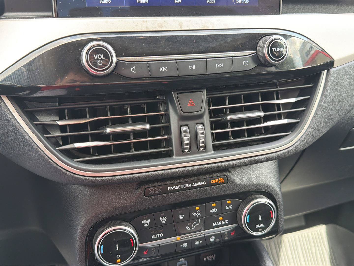 Used 2022 Ford Escape SEL w/ Technology Package FWD image 24
