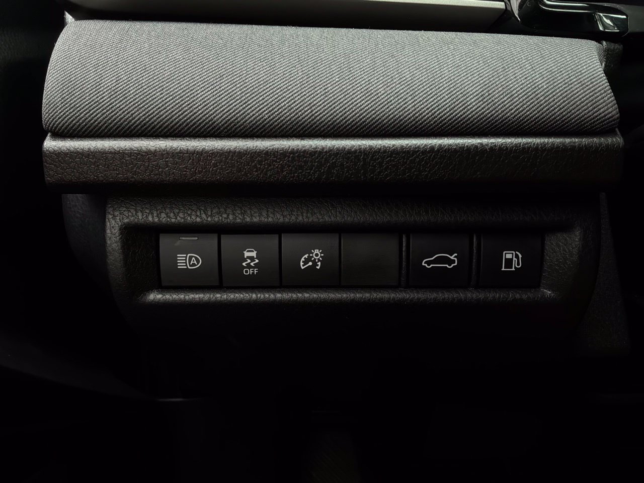 Used 2026 Toyota Camry LE FWD image 23