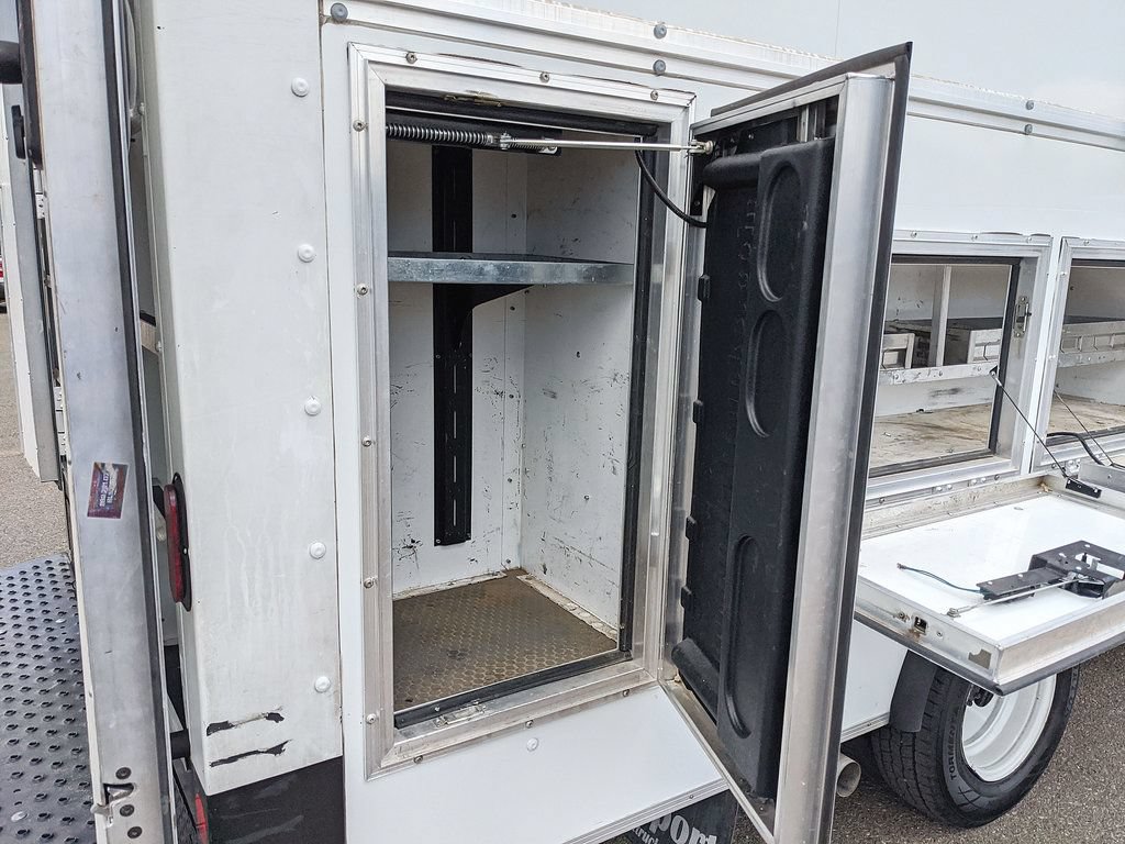 Used 2025 Ford E-450 and Econoline 450 Super Duty w/ Power Equipment Group RWD image 25