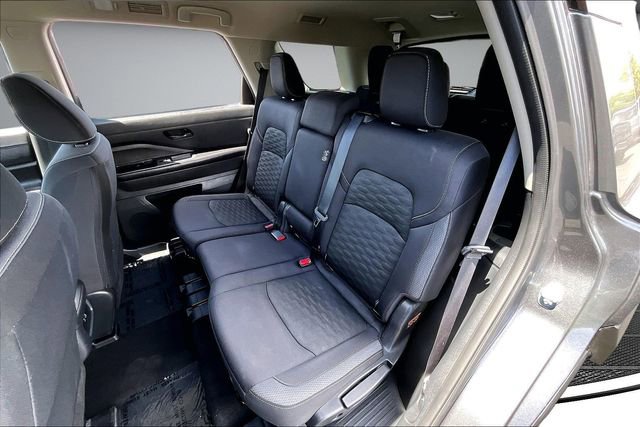 Certified 2024 Nissan Pathfinder SV FWD image 22