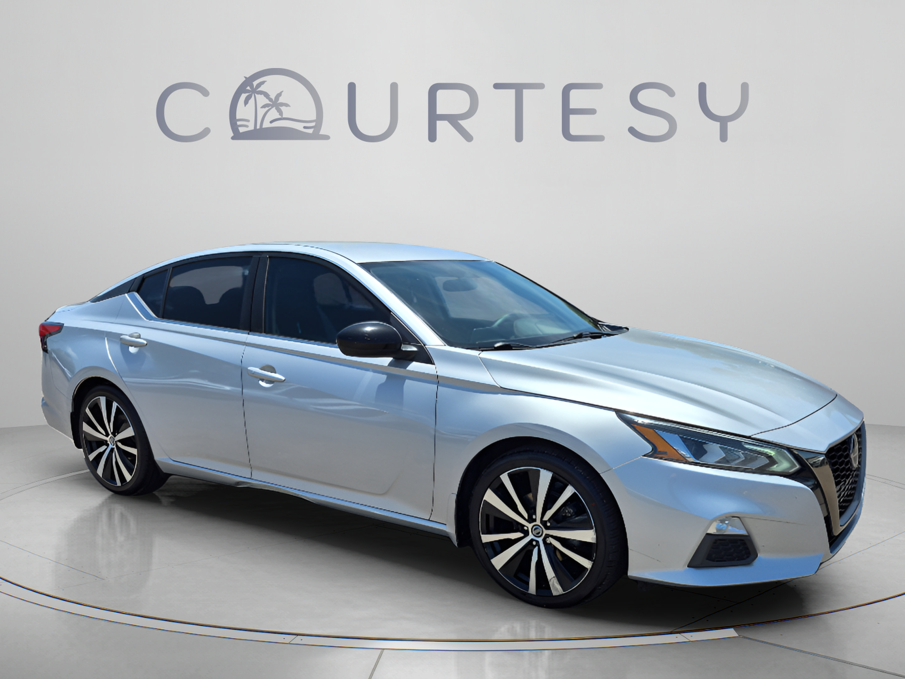 Used 2019 Nissan Altima 2.5 SR FWD image 9