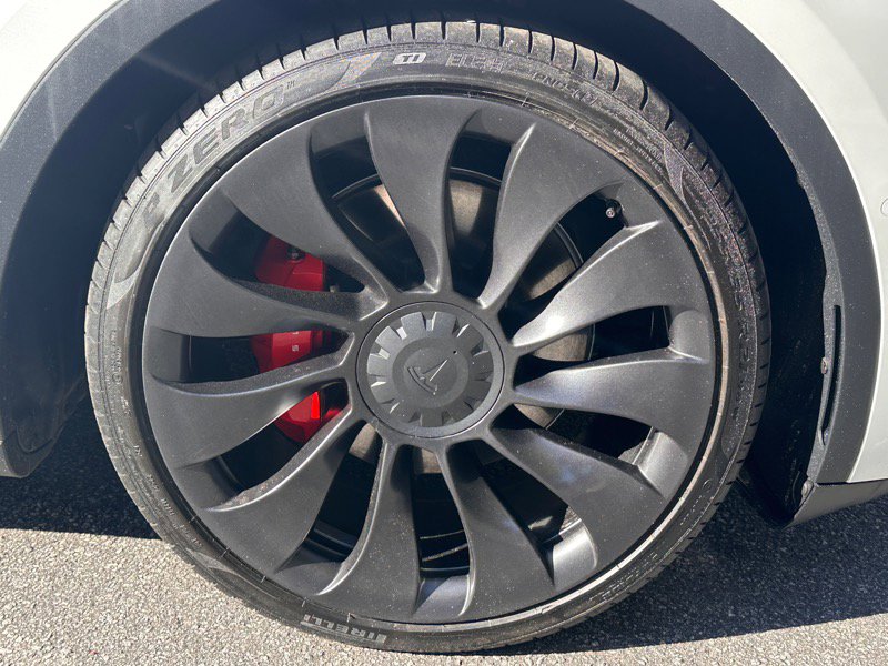 Used 2022 Tesla Model Y Performance image 17