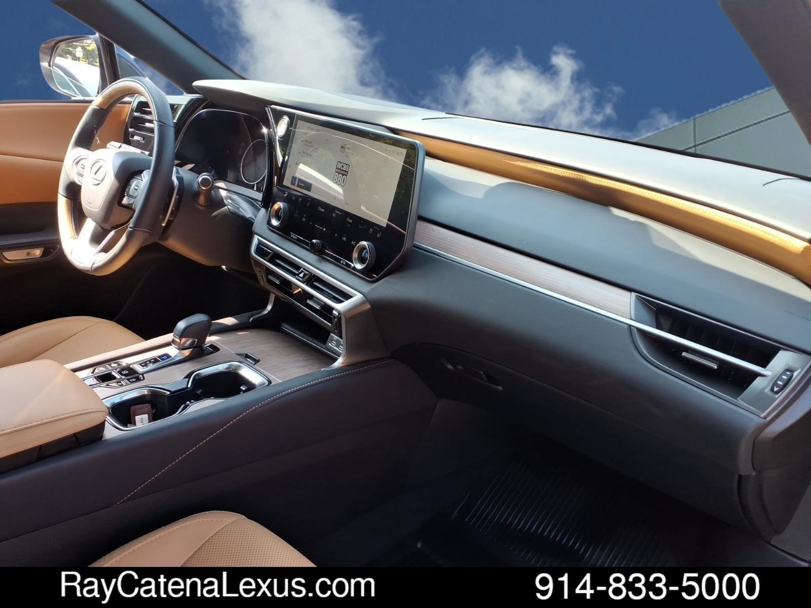 Certified 2024 Lexus RX 350 Premium w/ Accessory Package (Z1) AWD/4WD image 20