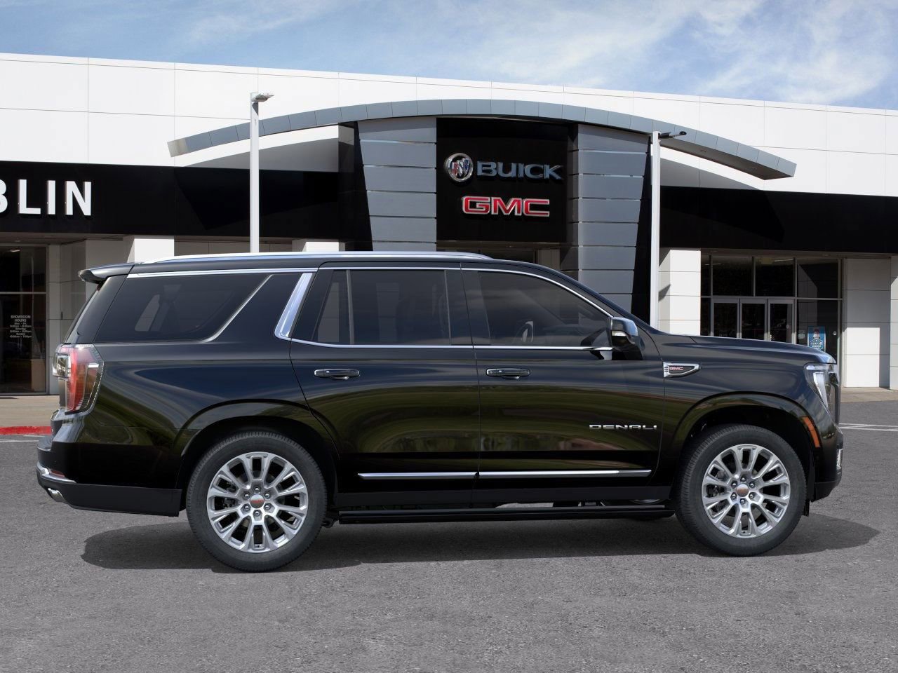 New 2026 GMC Yukon Denali w/ Denali Reserve Package image 3