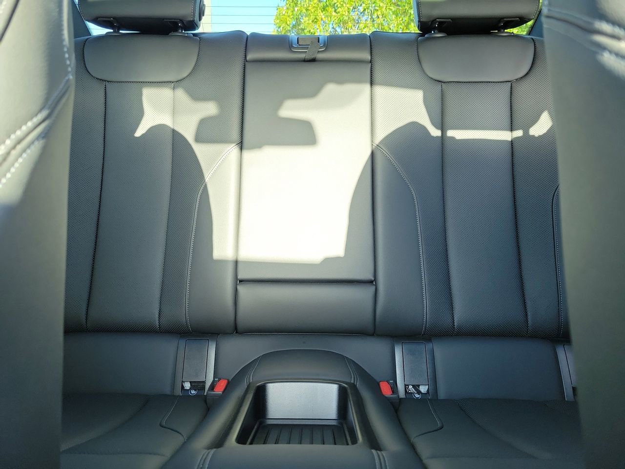 Used 2024 BMW 230i Coupe w/ Convenience Package image 10