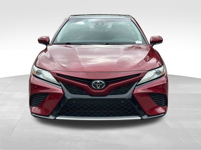 Used 2018 Toyota Camry XSE image 8